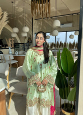 Daman Silk – Sea Green Velvet Winter Formal Suit | Muntaha By Shanzay Fahad