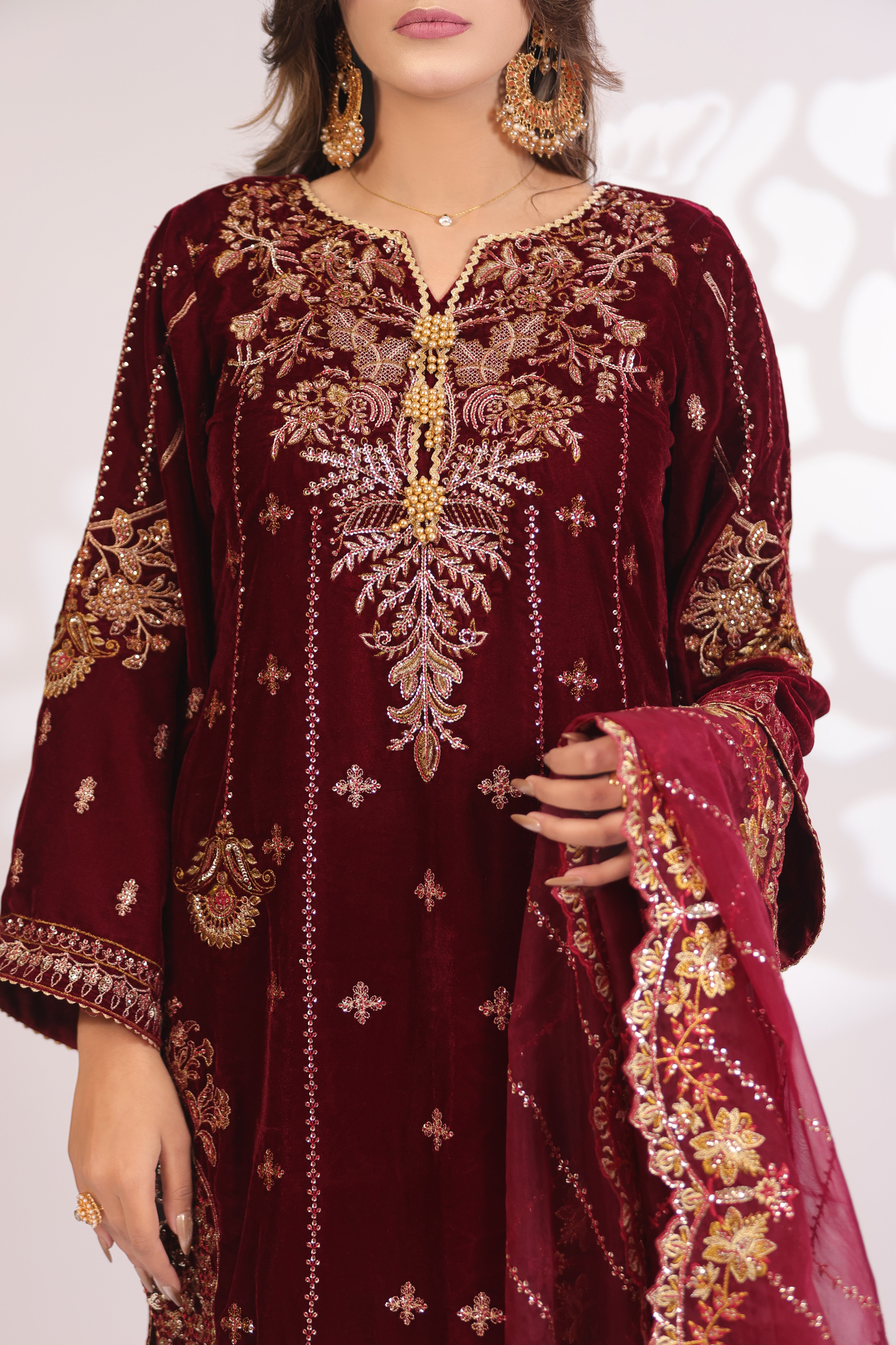 Maroon & Gold Valvet