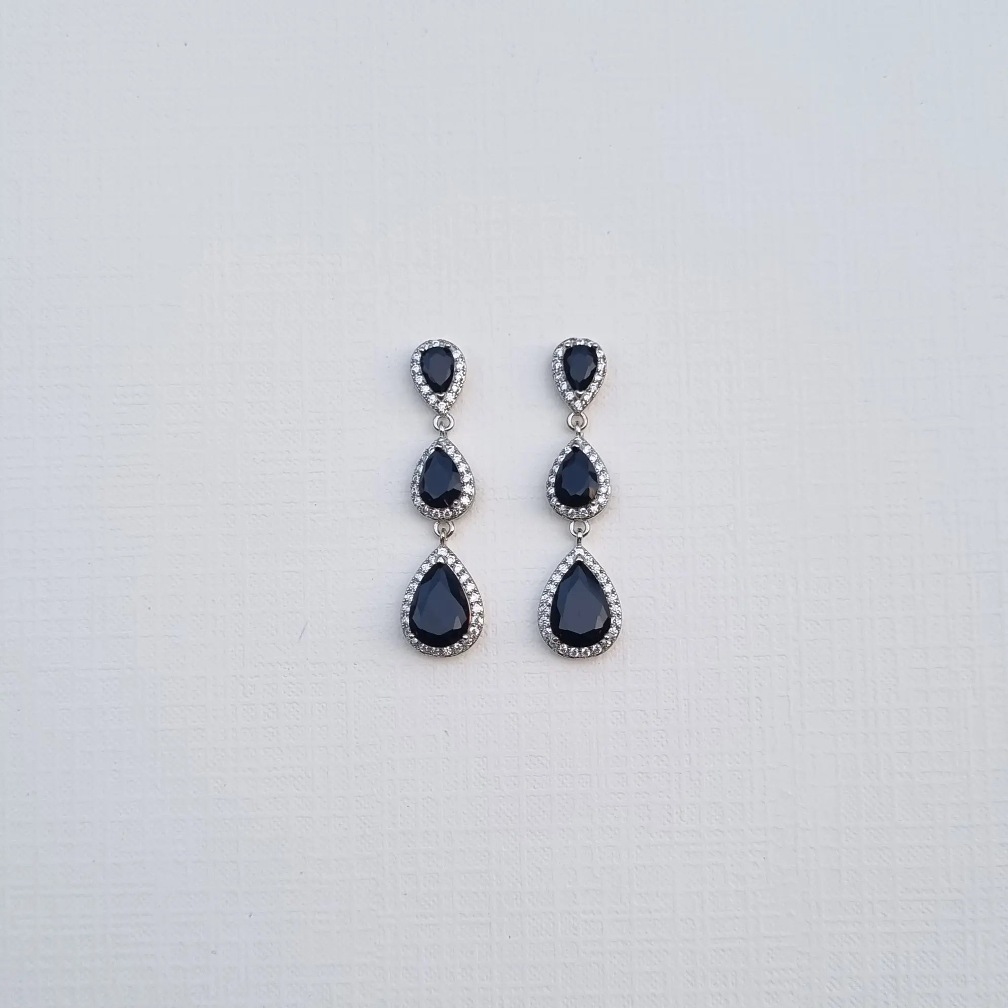 [A]E487 Earrings