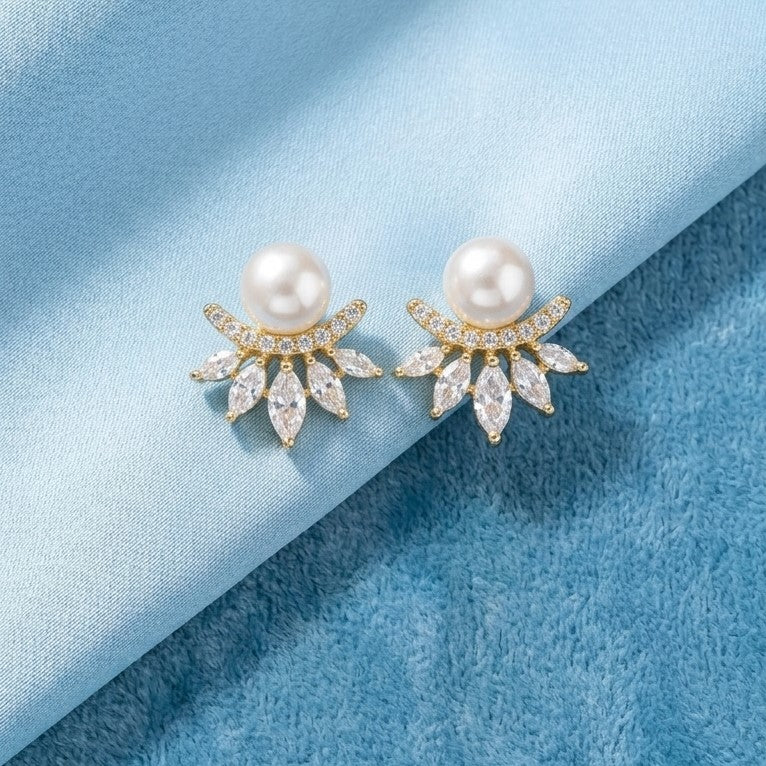 Royal Pearl Tiara Stud Earrings [A]E575