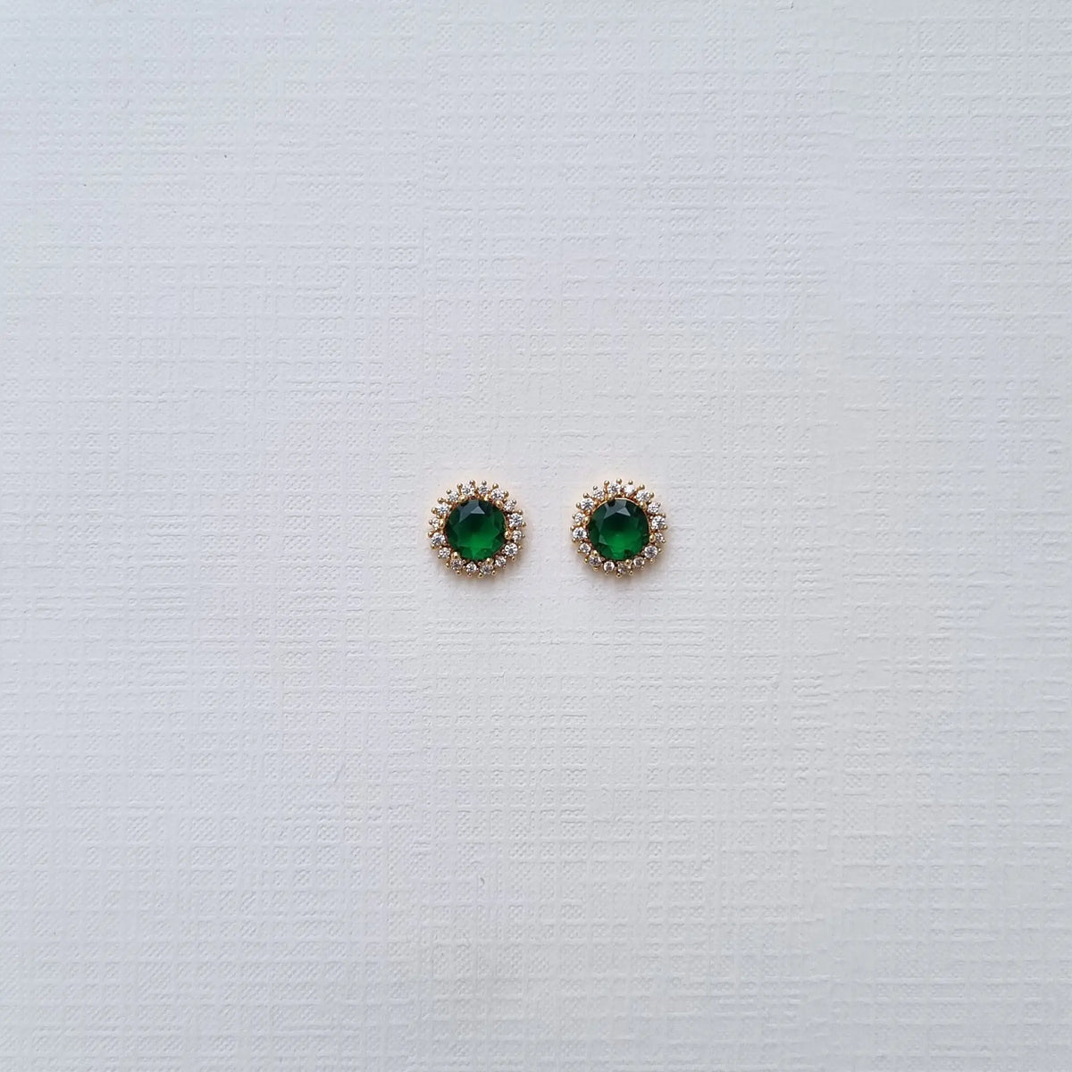 Imperial Emerald Solitaire Stud [A]E591