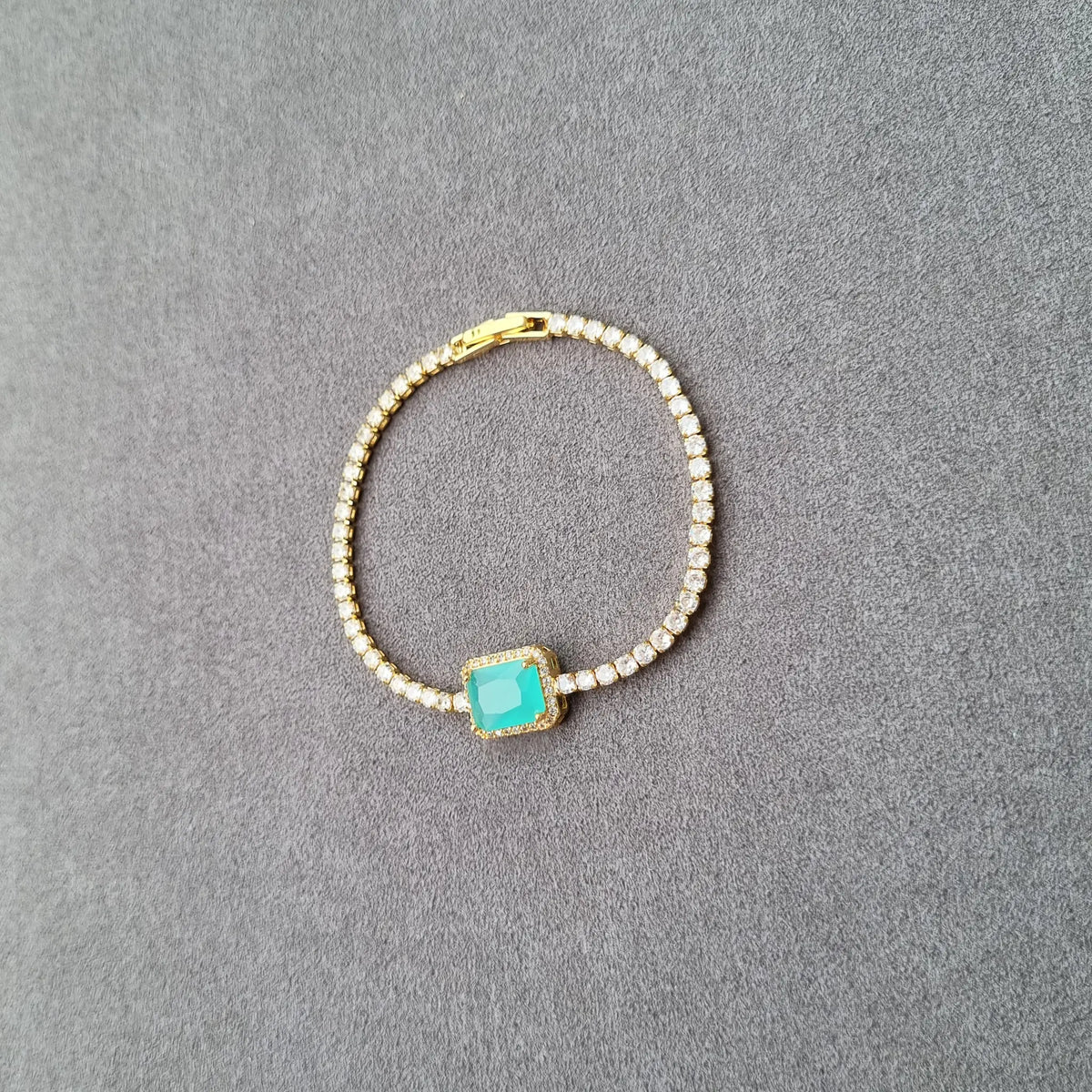 [H]B1058 Bracelet