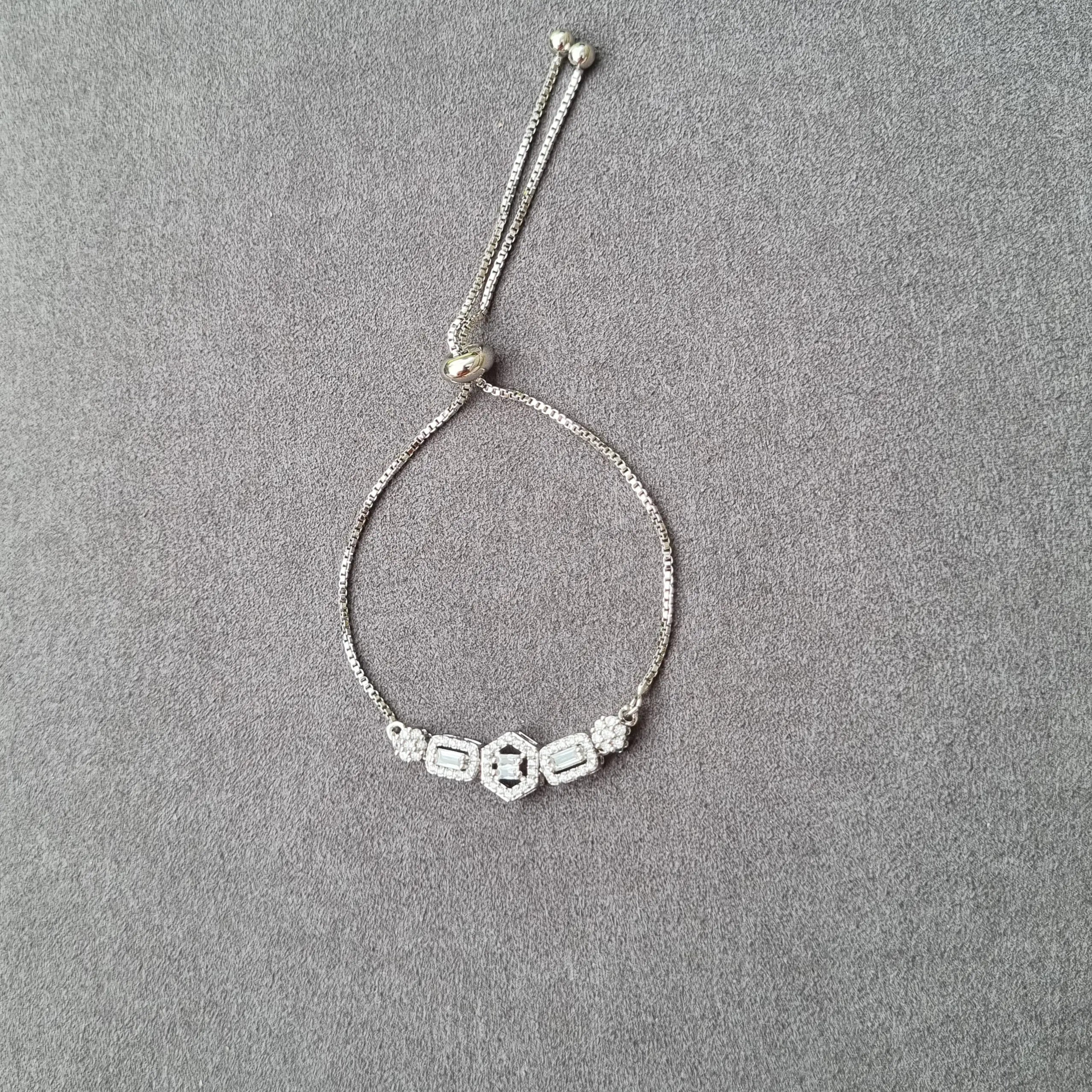 [H]B1062 Bracelet