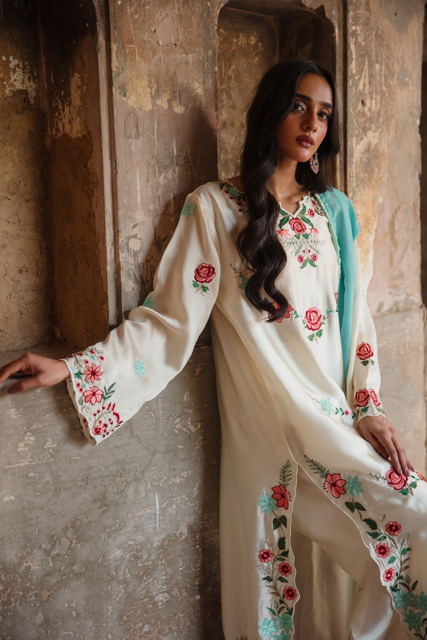 Off‑white tissue silk Outfit
