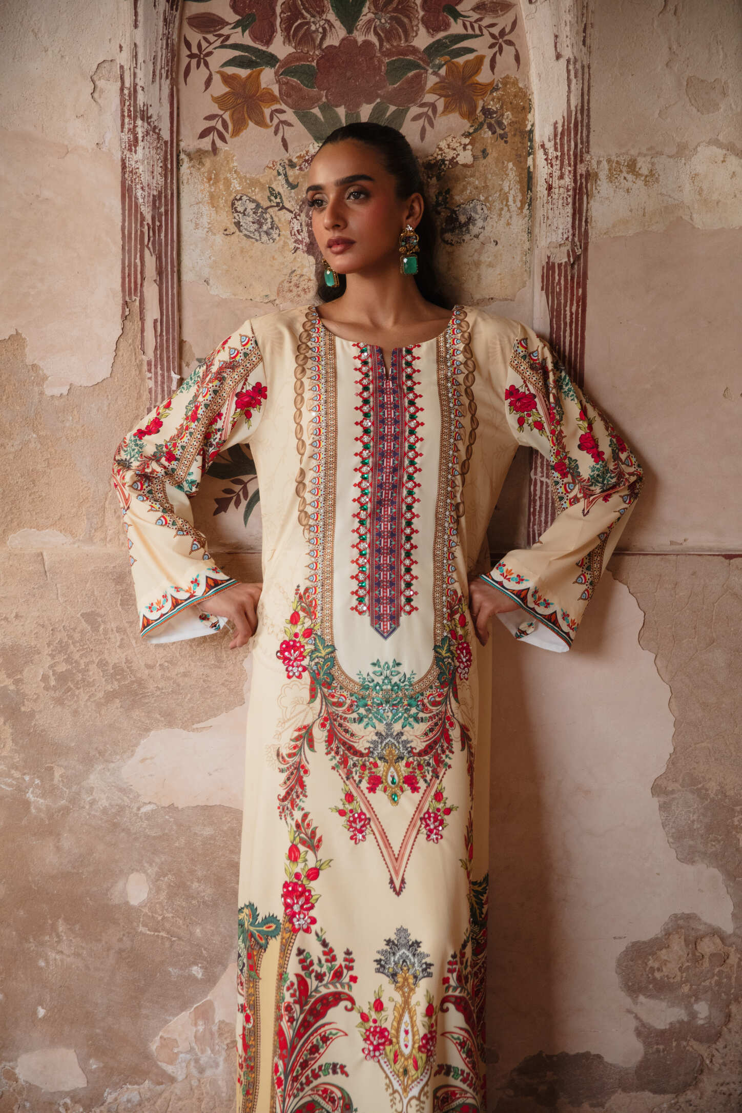 Beige crape silk Kaftan