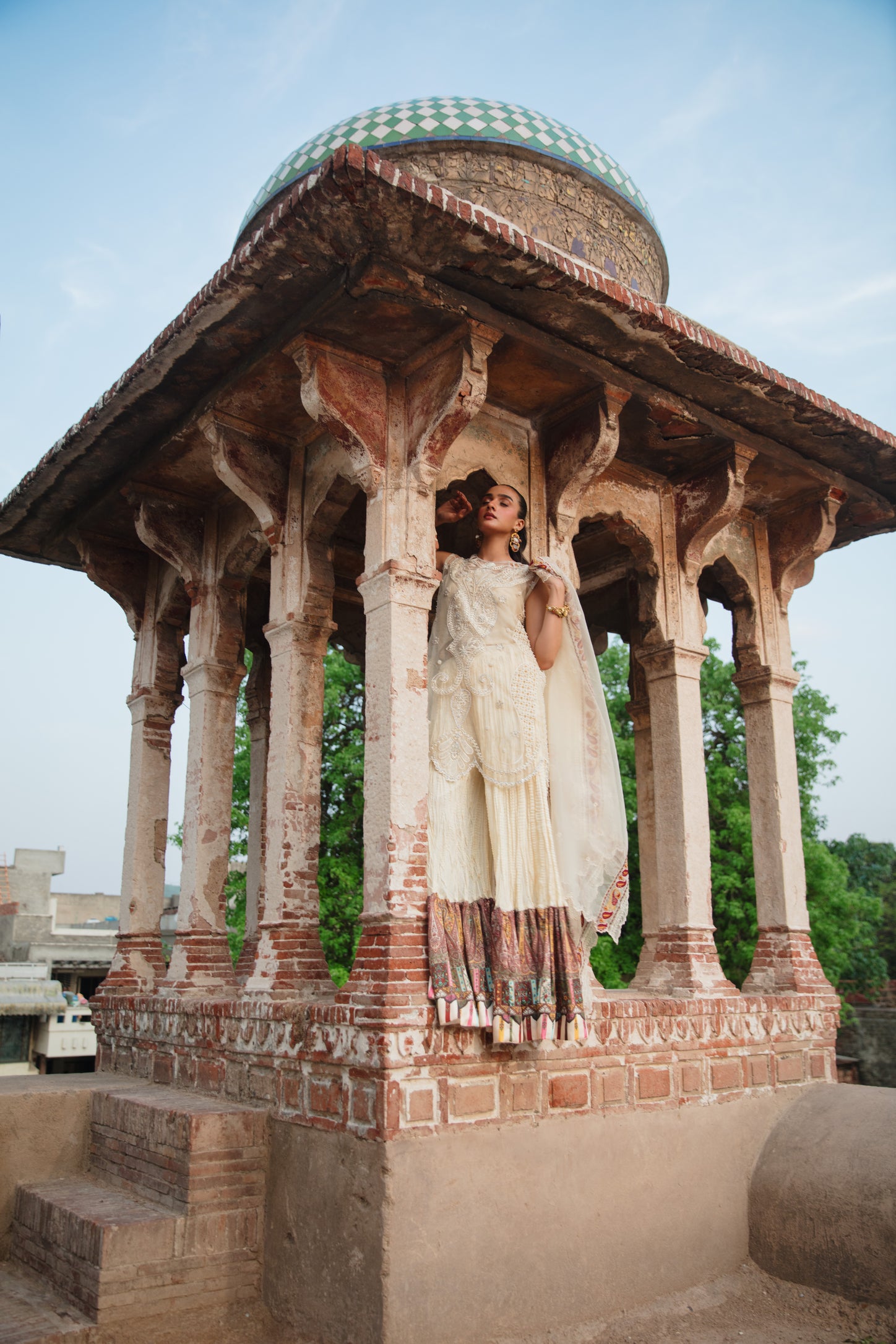 Ivory Sharara Set