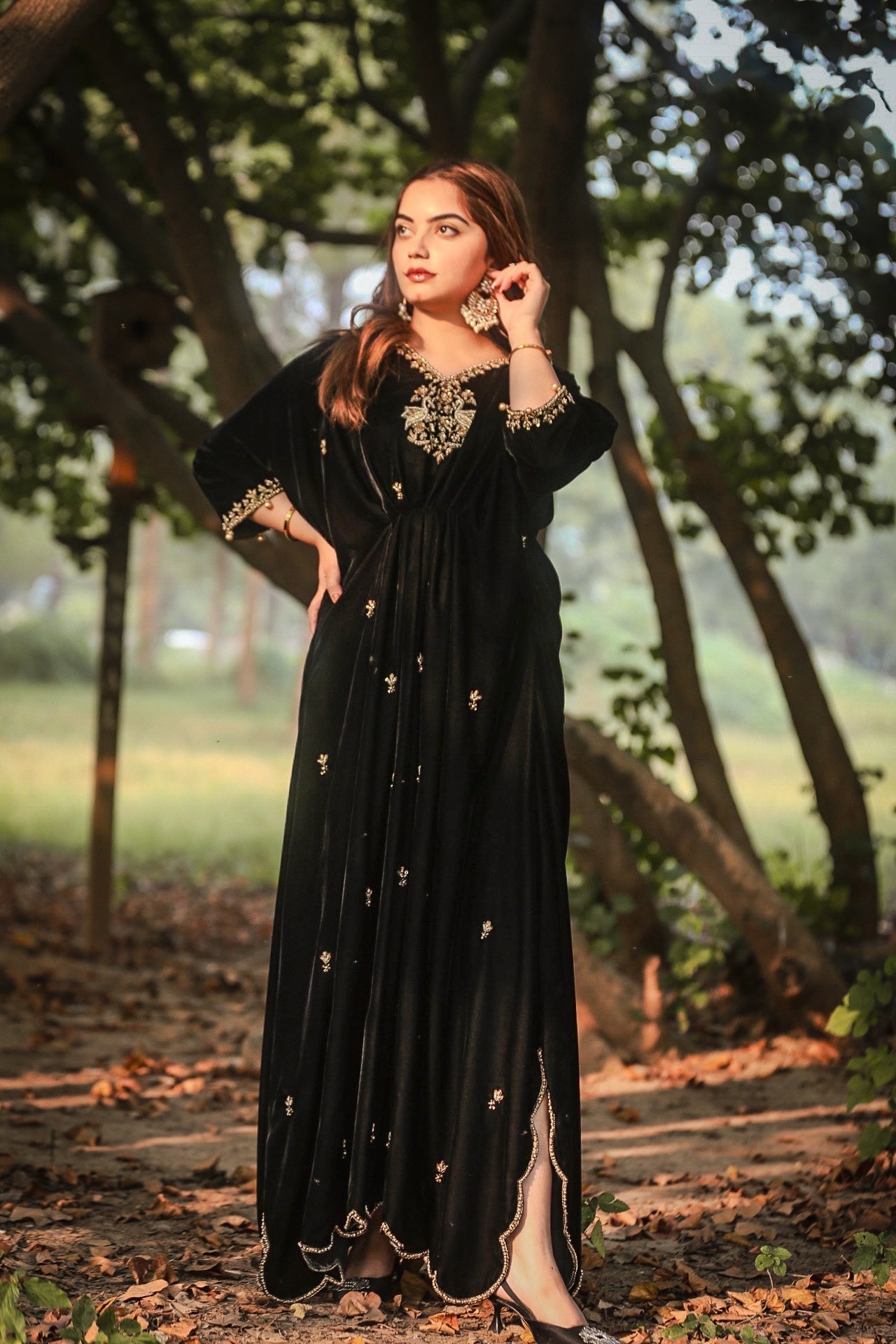 Black-Velvet Kaftan 