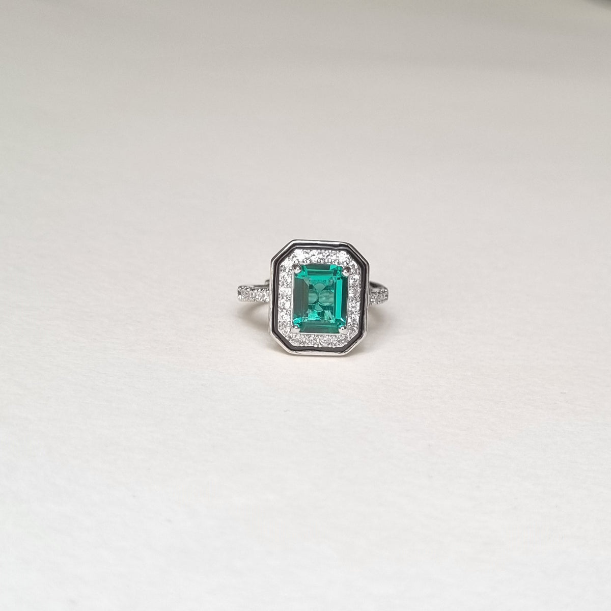 Emerald Octagon Zircon Ring [M]R090