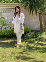 Off White Cotton Chicken