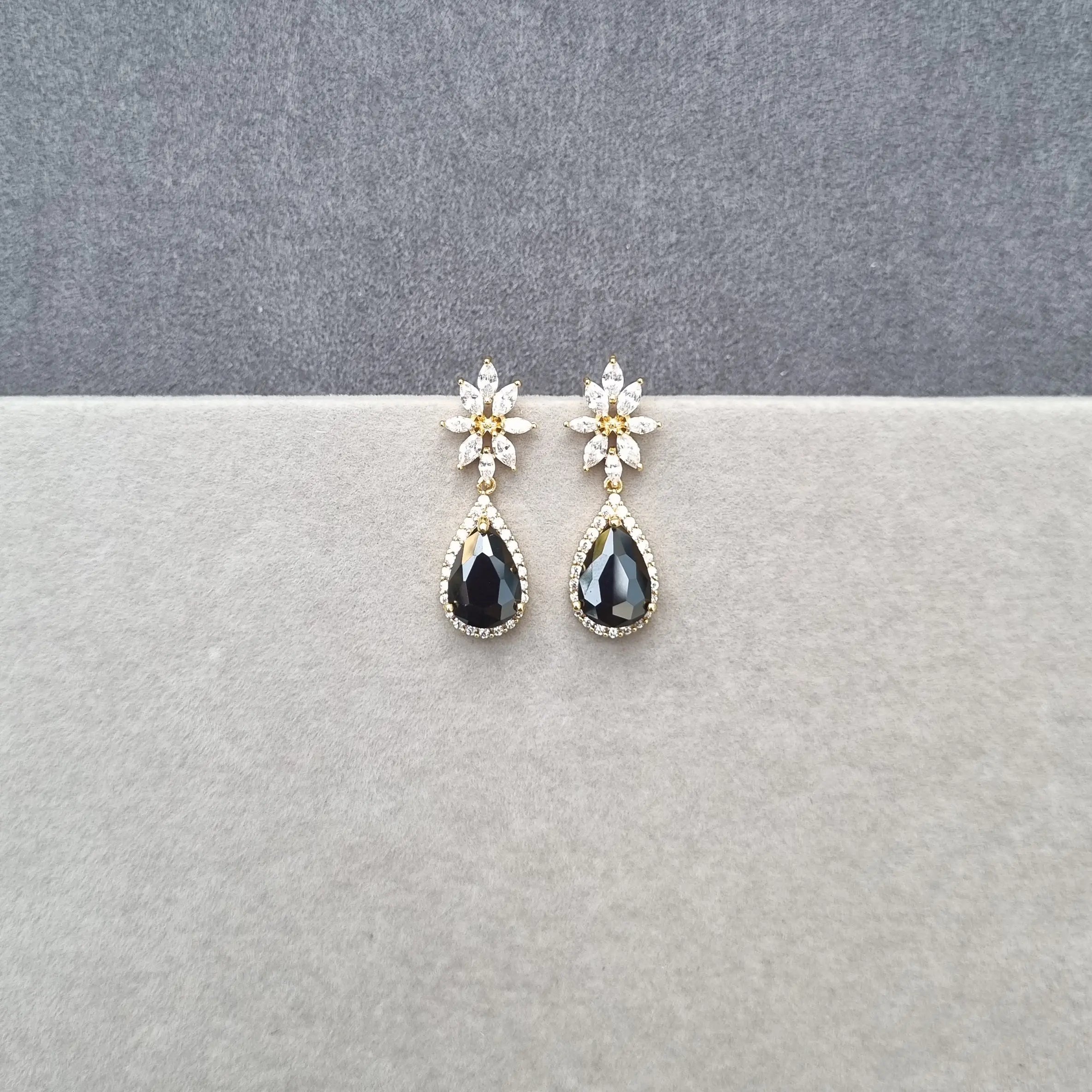 Teardrop Dangle Earrings [S]E518 (GB)