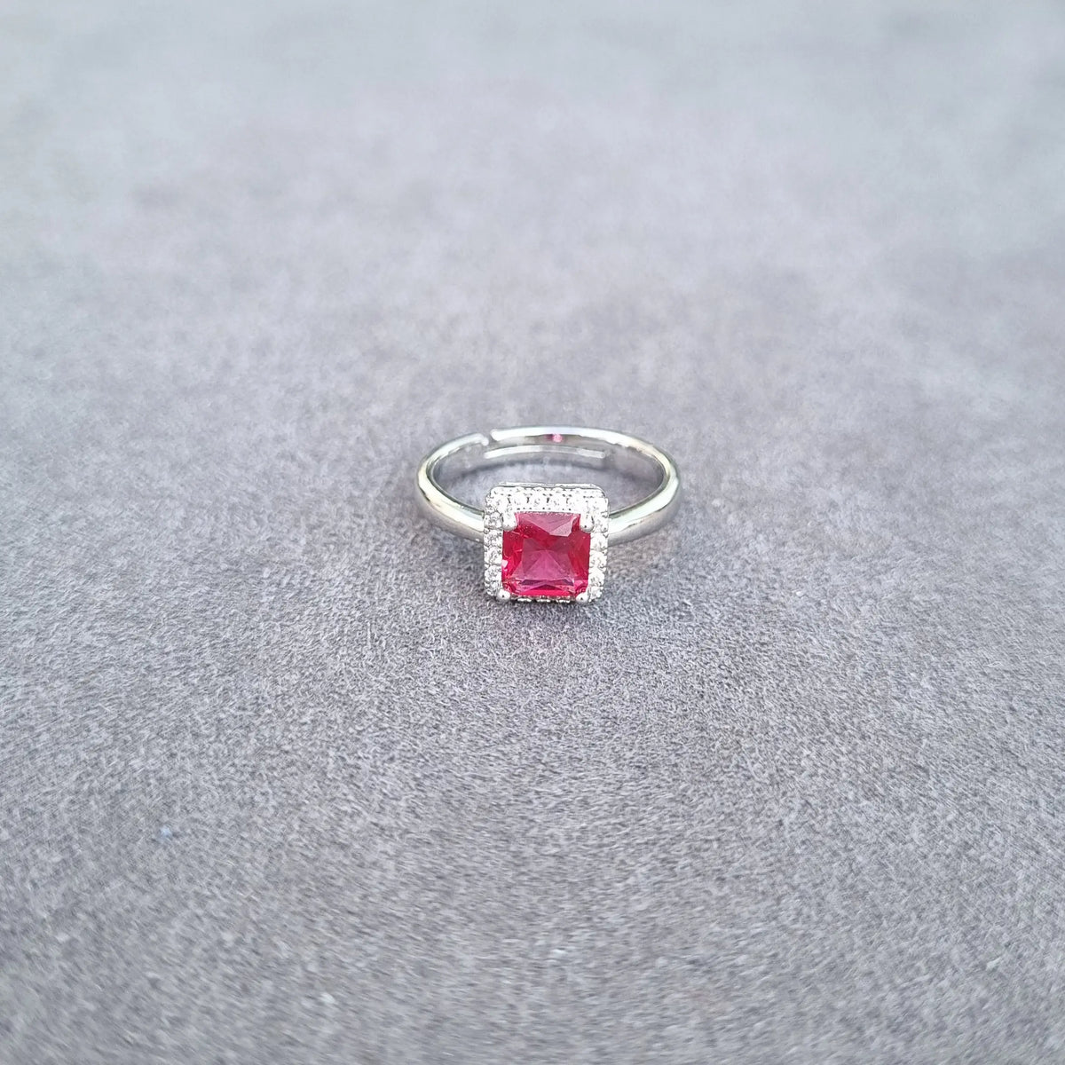 Timeless Gemstone Statement Ring [S]R1103