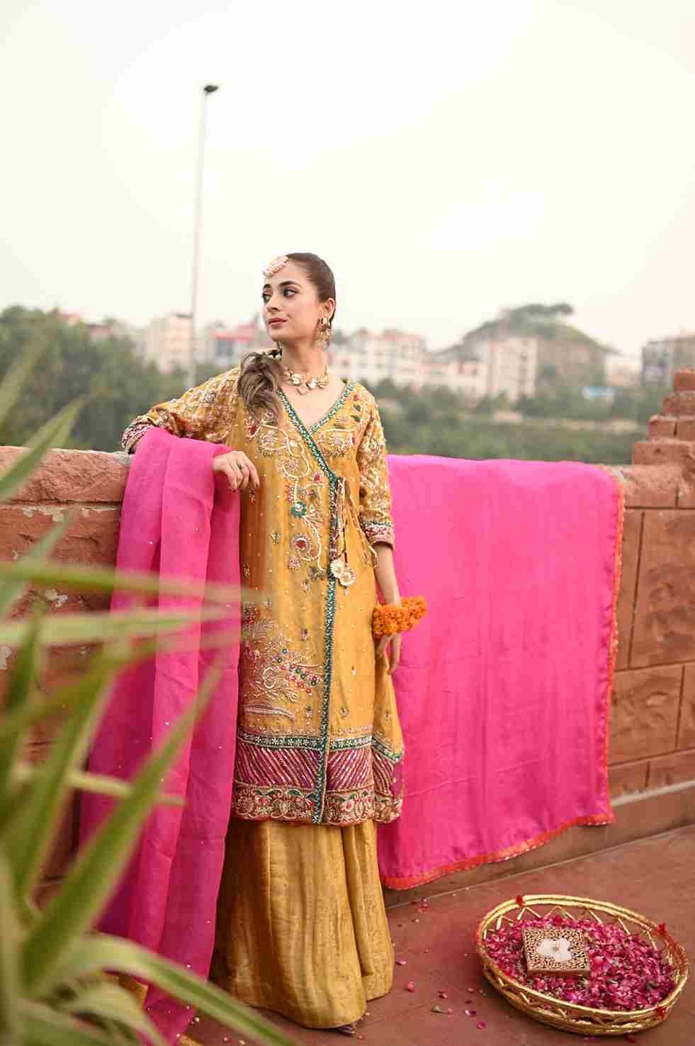 MUSTARD YELLOW ANGARKHA