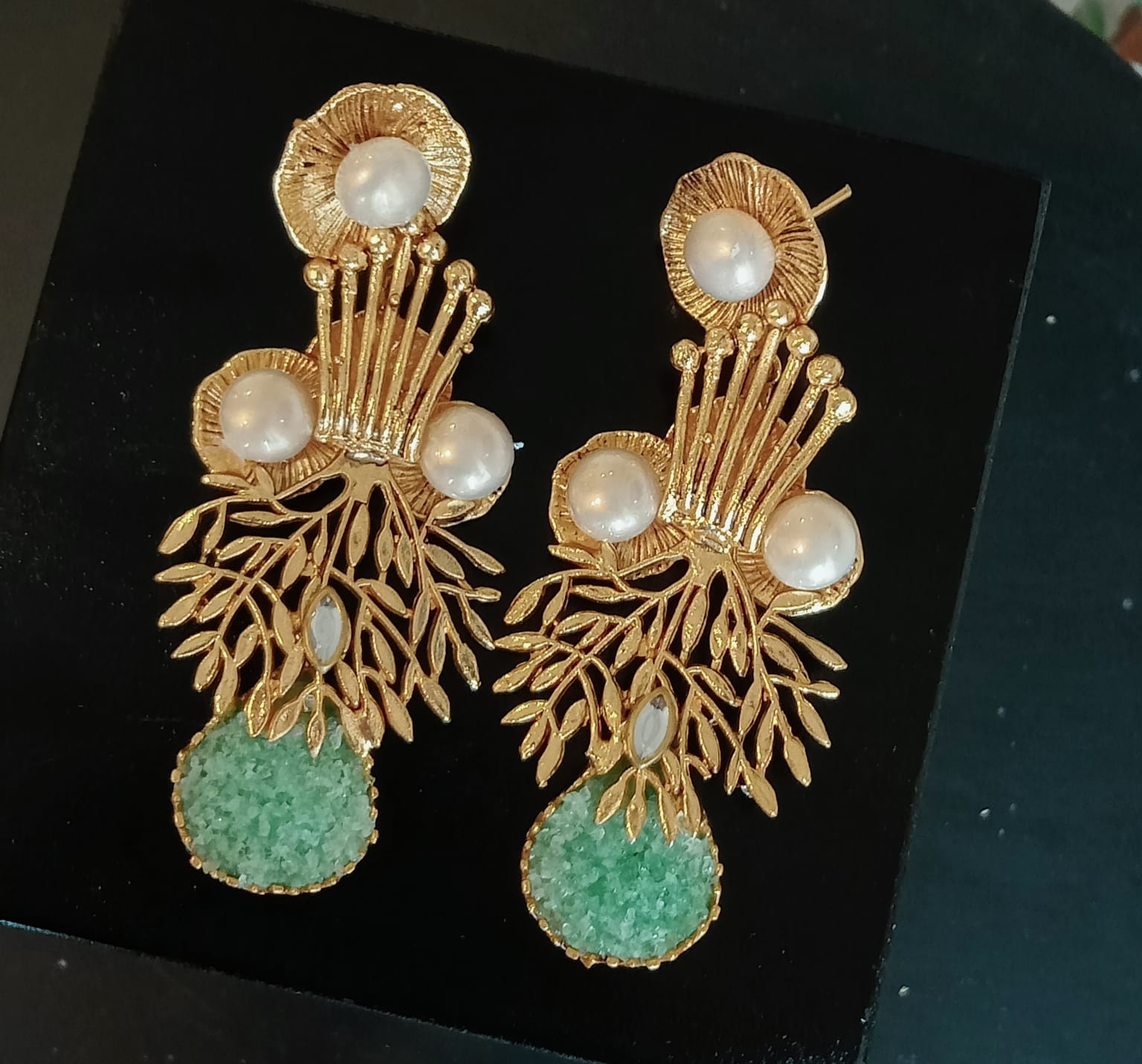 AQUA & GOLD NECKLACE