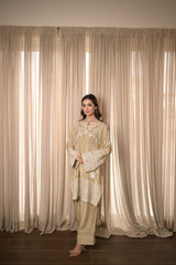 BEIGE OUTFIT